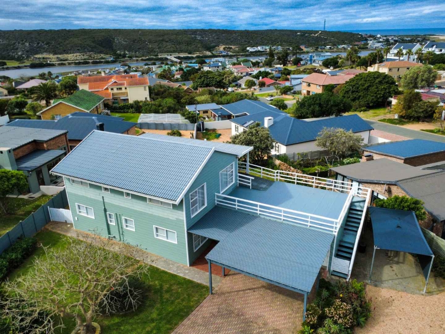 4 Bedroom Property for Sale in Stilbaai Wes Western Cape